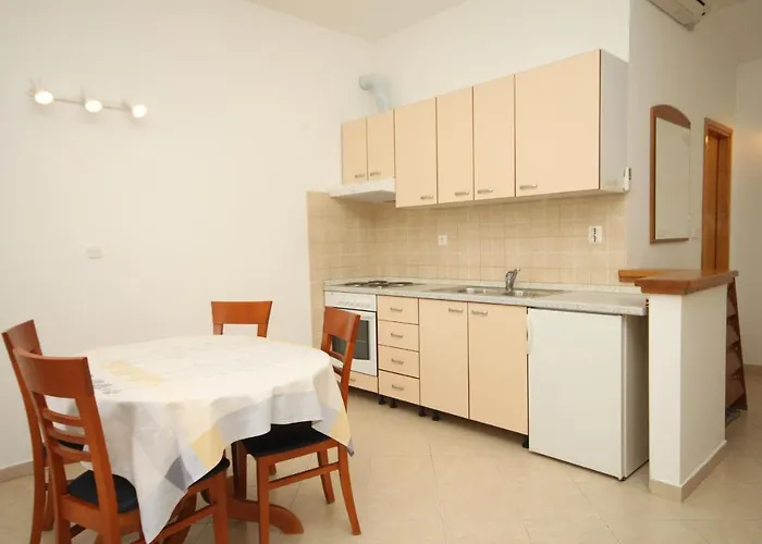 With A Parking Space Hvar - 8728 *