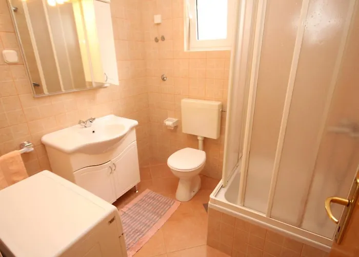 With A Parking Space Hvar - 8728 Appartement Hvar Town