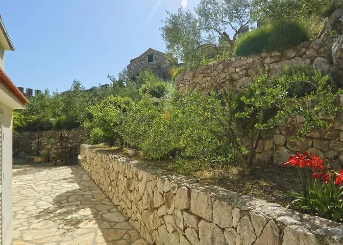 With A Parking Space Hvar - 8728 Appartement