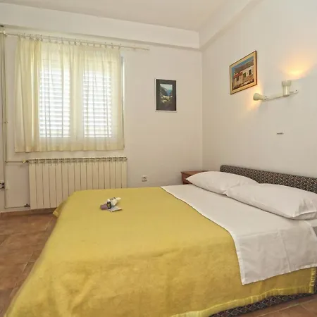 With A Parking Space Hvar - 8728 Хвар