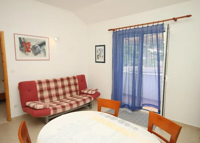 Apartment With A Parking Space Hvar - 8728 *