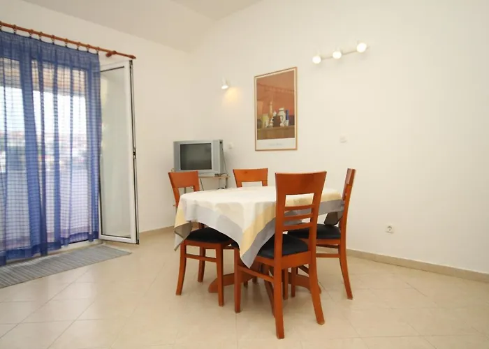 Apartmán With A Parking Space Hvar - 8728 Hvar Town